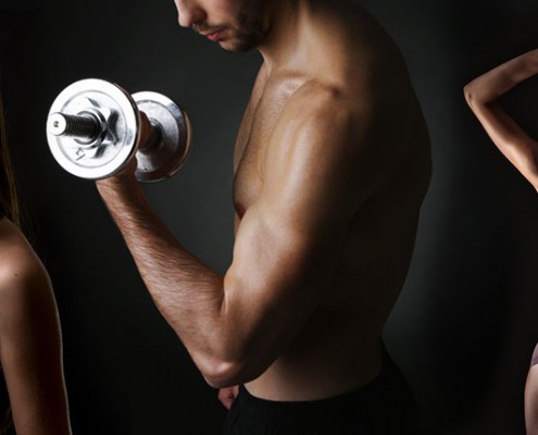 her er de fem grunde til du skal gaa i fitness